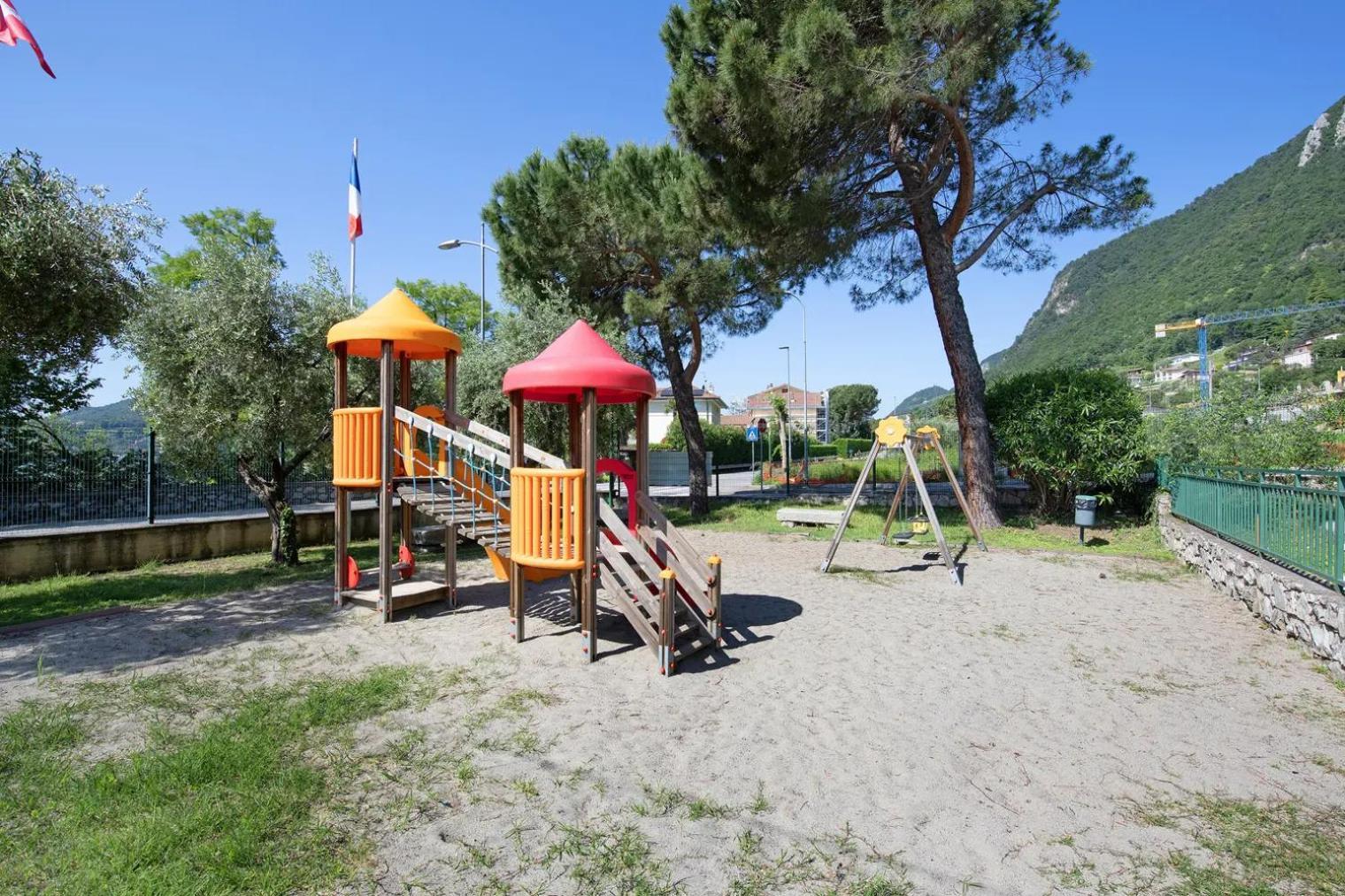 Camping Eurovil Predore Esterno foto