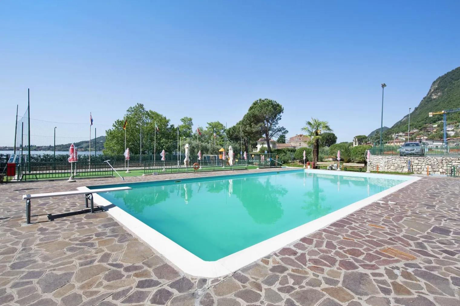 Camping Eurovil Predore Esterno foto